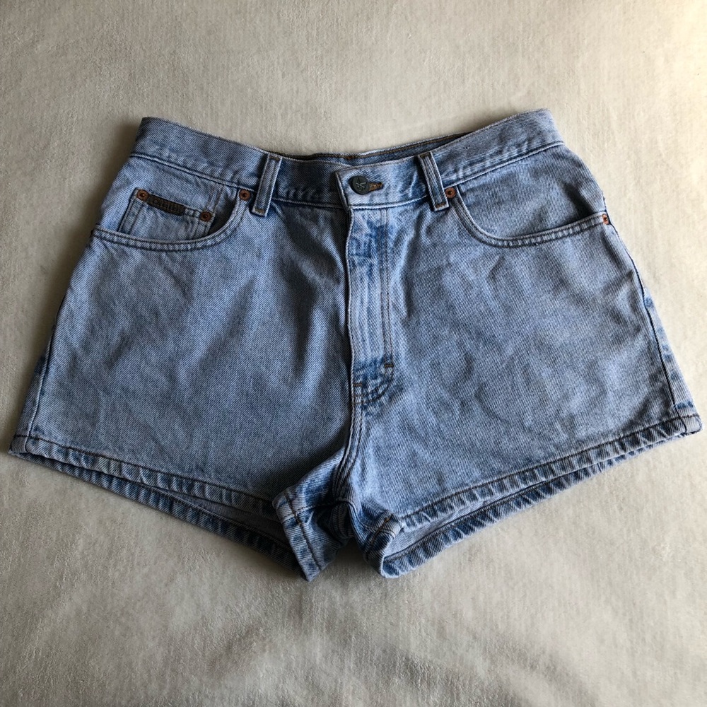 ❌SOLD❌90s Vintage cK High Waist Mom Jean Shorts